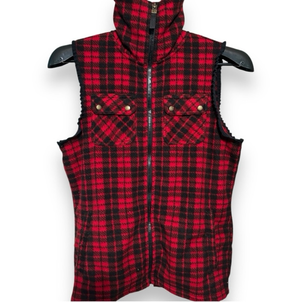 EUC Chaps Red Plaid Soft Fleece Vest- Size Small